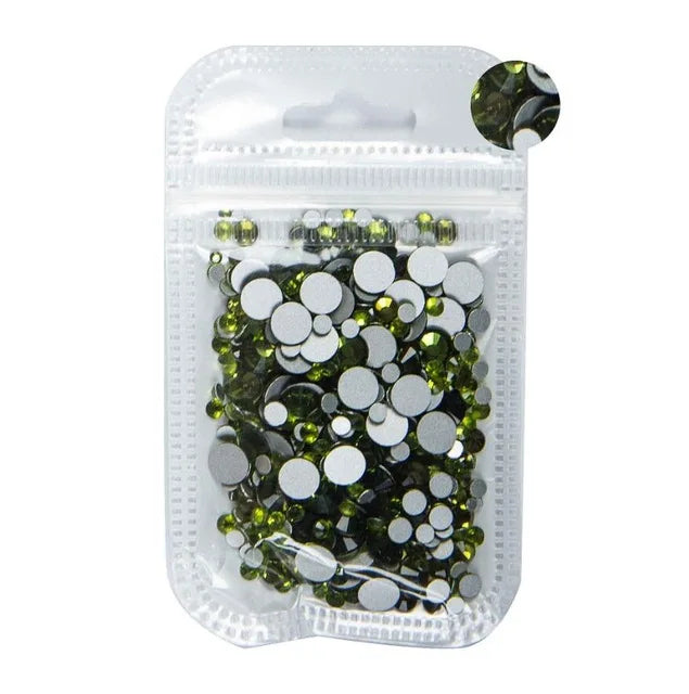 Pacotes com 350pcs de Strass Cristal
