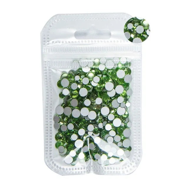 Pacotes com 350pcs de Strass Cristal