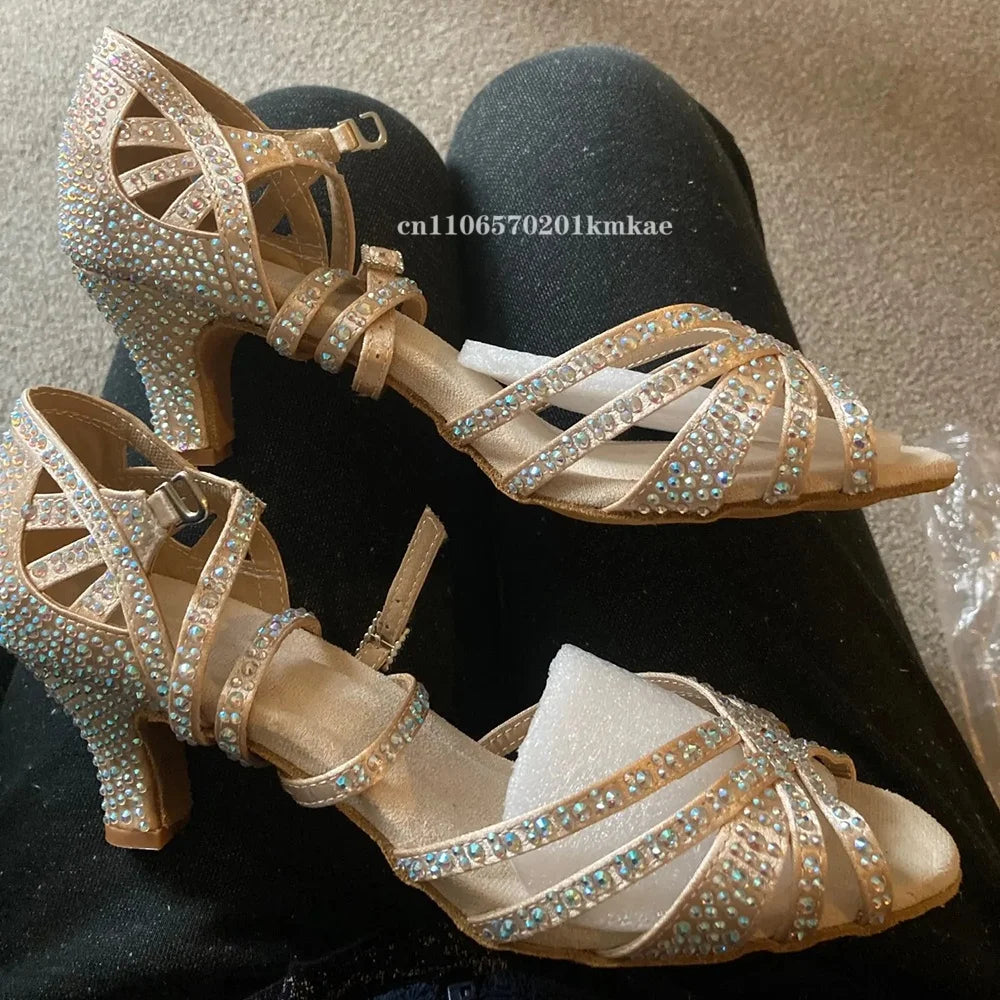 Sapatos de Dança com Strass para Mulheres.