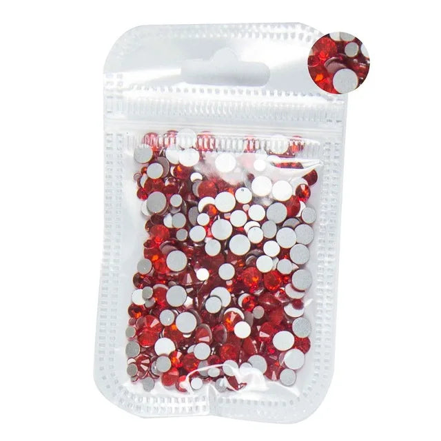 Pacotes com 350pcs de Strass Cristal